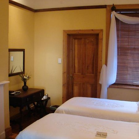Shady Pines Guest House Гаррисмит Экстерьер фото